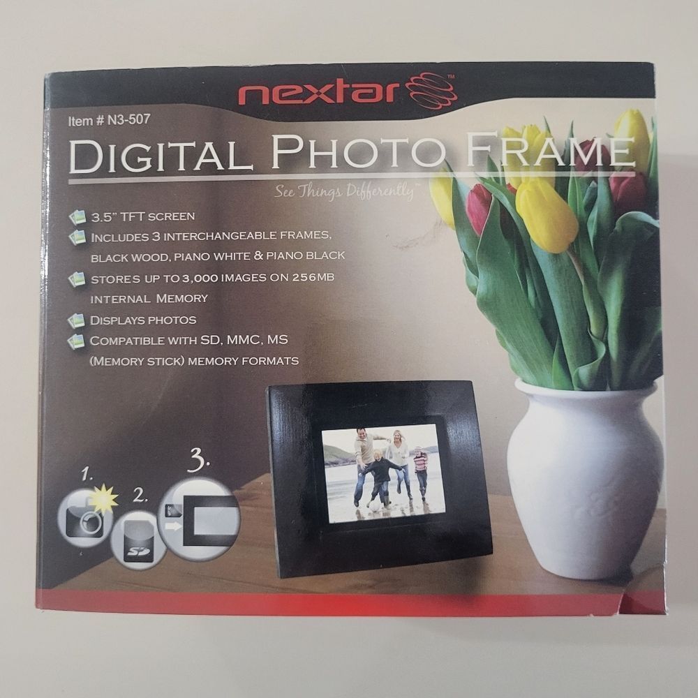 Nextar Digital Photo Frame